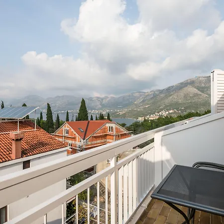 Voinic * קאבטאט