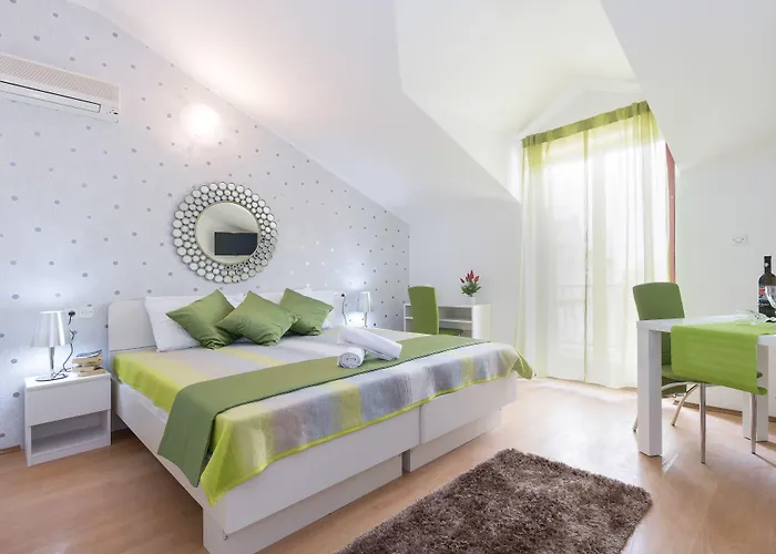 沃伊尼克别墅公寓 察夫塔特