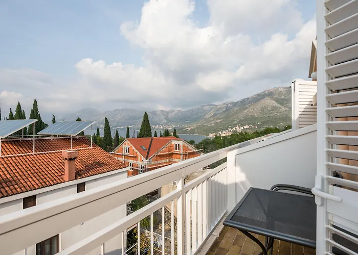 沃伊尼克别墅公寓 * 察夫塔特