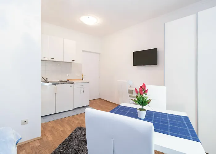 沃伊尼克别墅公寓 公寓 察夫塔特